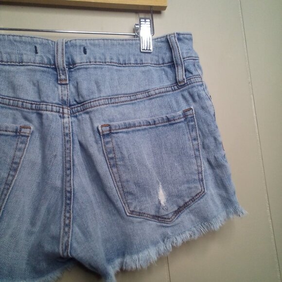 Bullhead Shorts 5 Denim Distressed Raw Hem Blue - Picture 12 of 12
